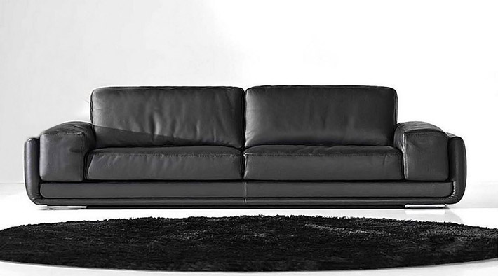 Italienische Ledersofas Nerone